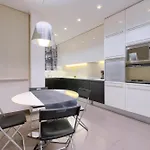 Elegante Vt En El Casco Viejo - Junto Al Metro * Bilbau