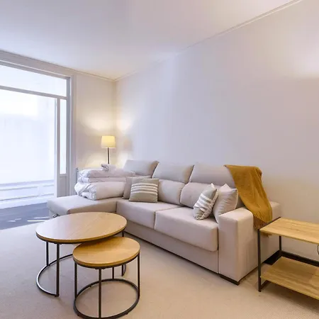 Elegante Vt En El Casco Viejo - Junto Al Metro Bilbau