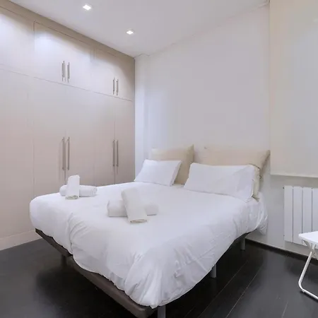 Elegante Vt En El Casco Viejo - Junto Al Metro Apartment *