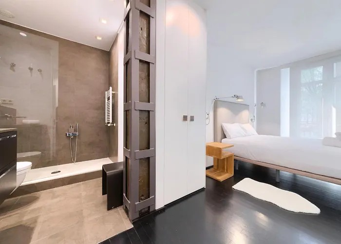 Elegante Vt En El Casco Viejo - Junto Al Metro * Більбао